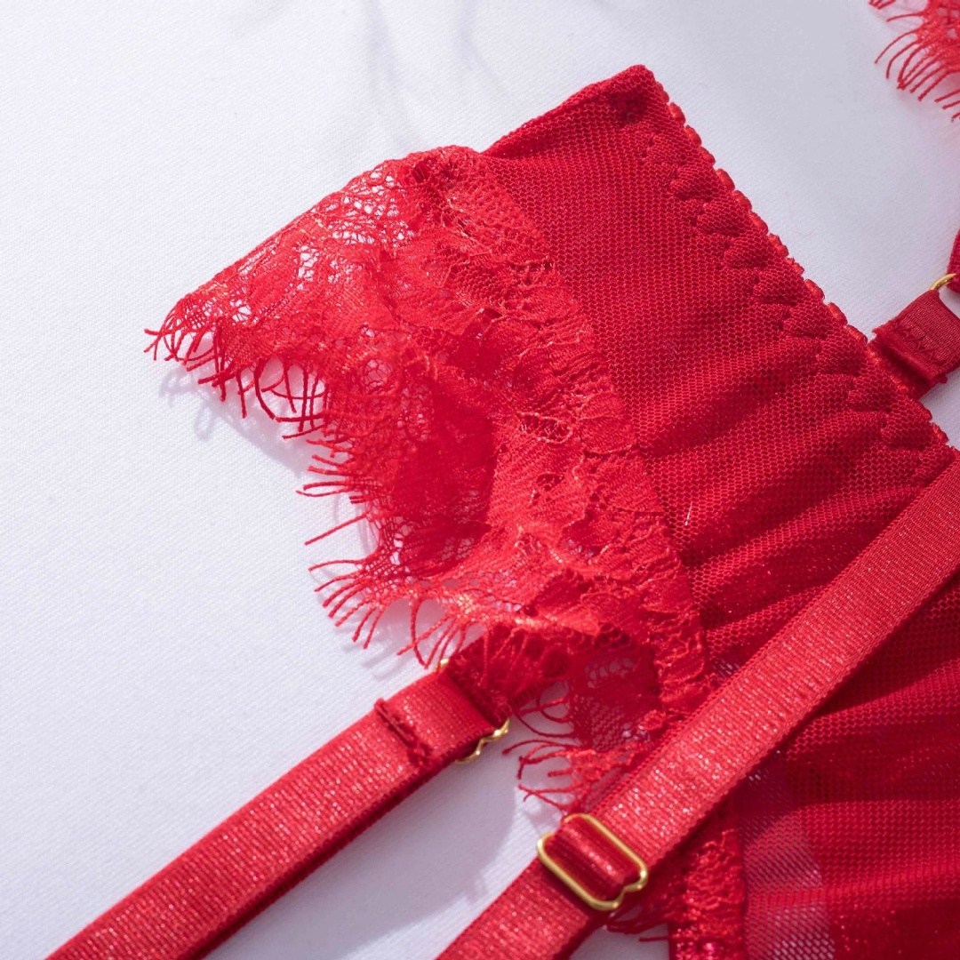 красивое женское нижнее белье,девушка,красивое красное женское белье,женское нижнее белье,эротическое белье