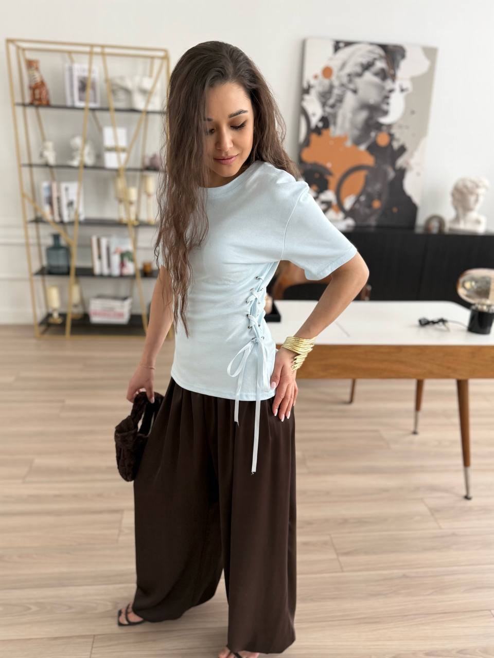 брюки классические,широкие брюки,брюки светлые,брюки женские,прямые брюки