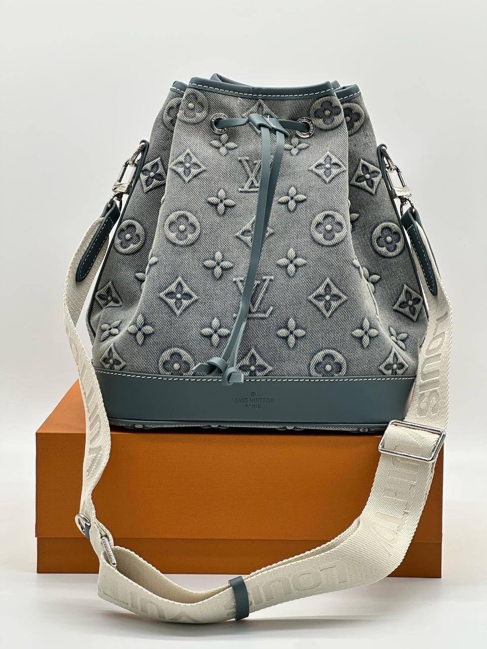 сумка женская louis vuitton,сумка луи виттон голубая,cумка louis vuitton,louis vuitton рюкзак,сумка луи виттон