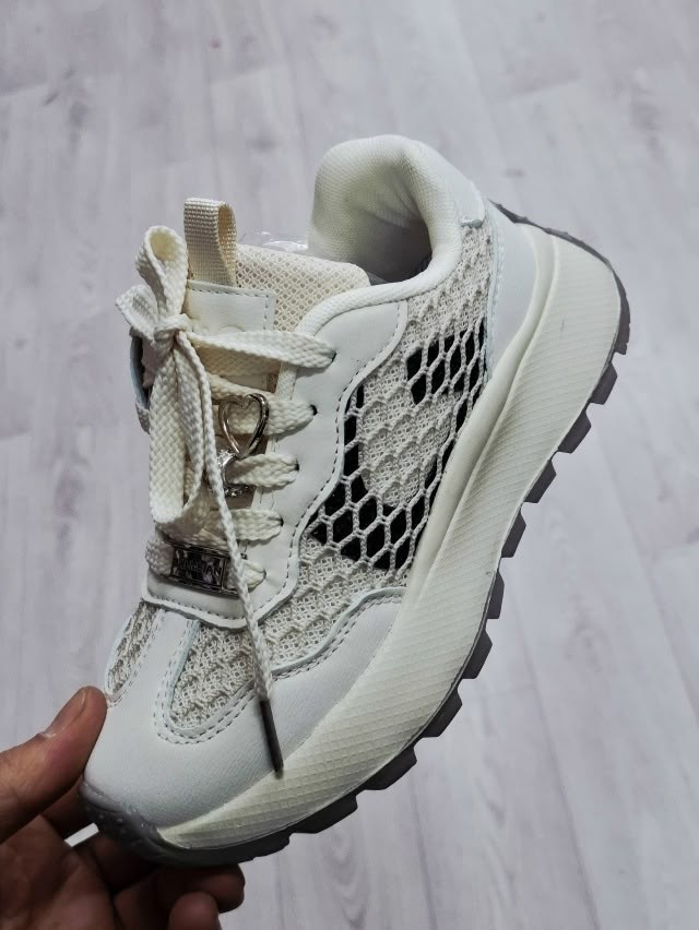 кроссовки balenciaga,кроссовки 3xl balenciaga черный,женские кроссовки в стиле balenciaga 3xl,женские кроссовки balenciaga 3xl black white premium,