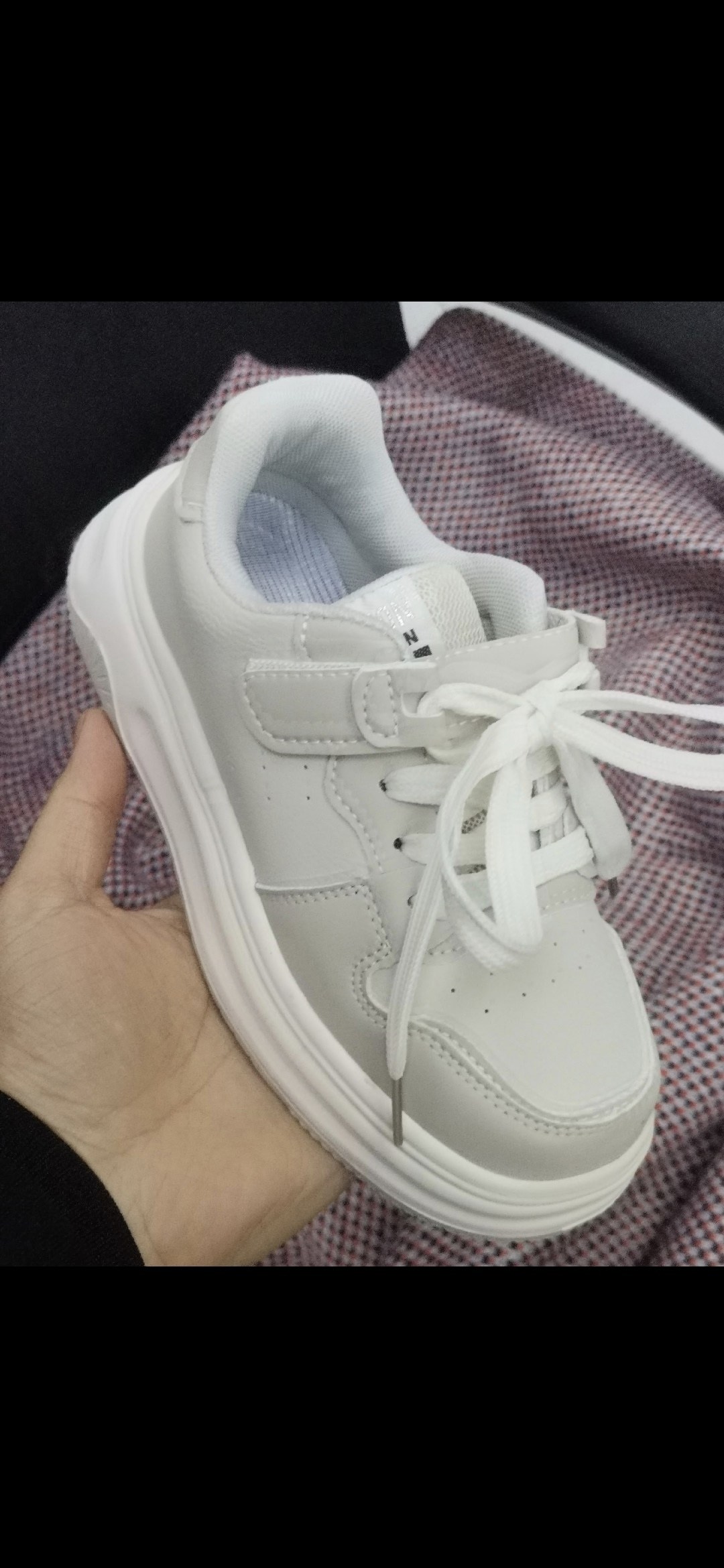 ,удобные кроссовки,детские кроссовки,кроссовки для детей,спортивная