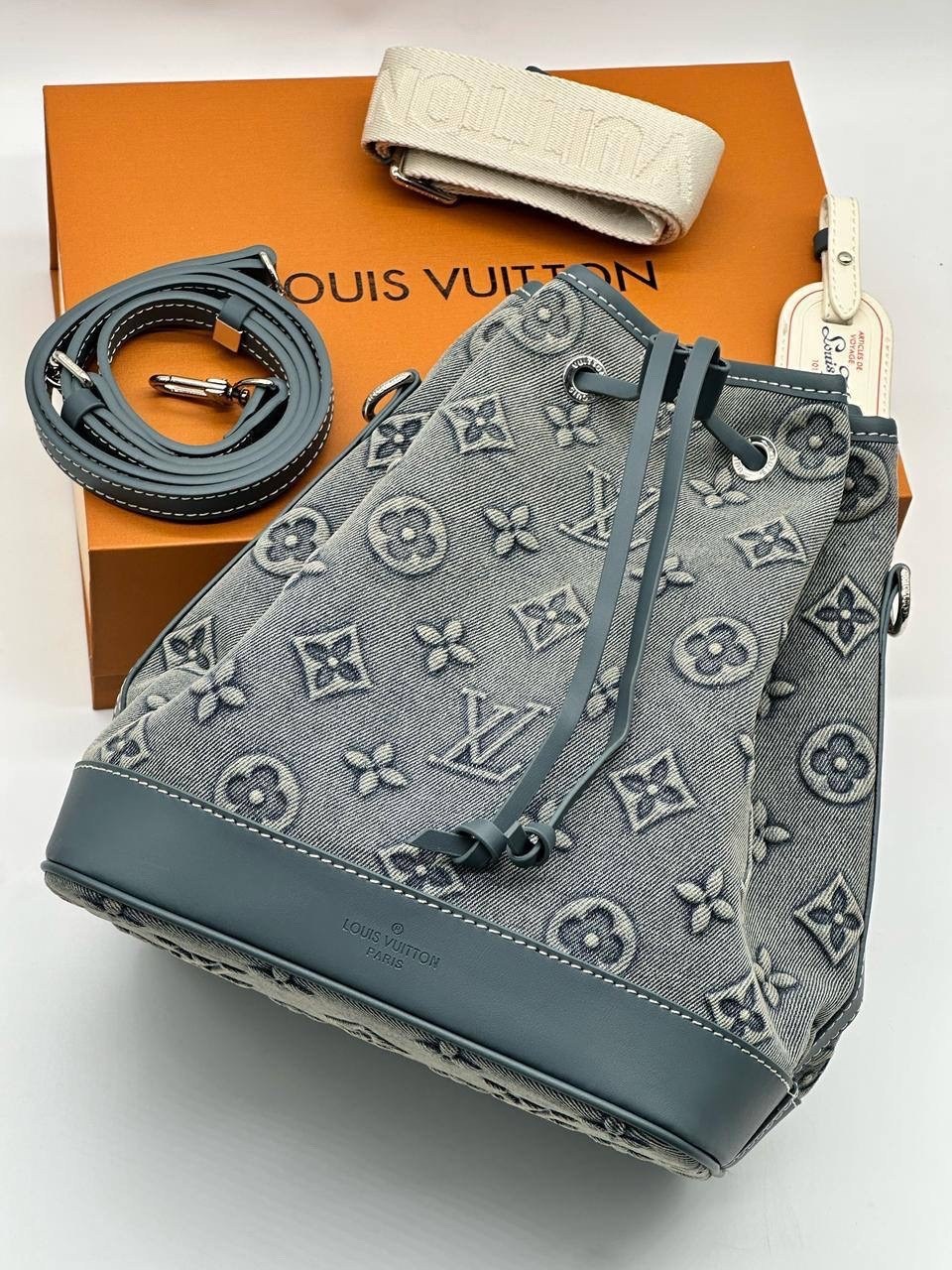 сумка женская louis vuitton,сумка луи виттон голубая,cумка louis vuitton,louis vuitton рюкзак,сумка луи виттон