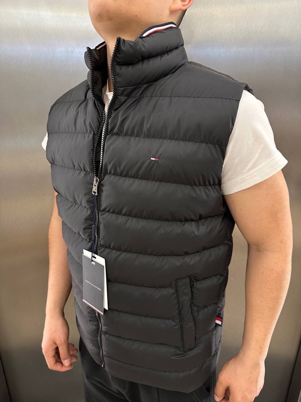 жилетка томми хилфигер мужские,жилет томми хилфигер мужской,жилет томми хилфигер,жилетка мужская,мужские жилеты tommy hilfiger