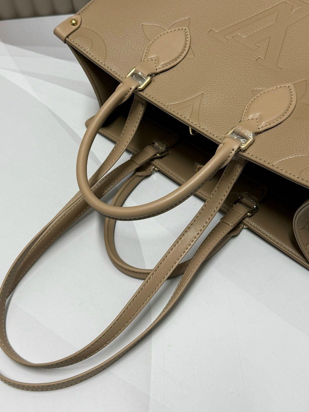 сумка louis vuitton,луи виттон сумка,сумка луи виттон белая,louis vuitton женская сумка,сумочка луи виттон