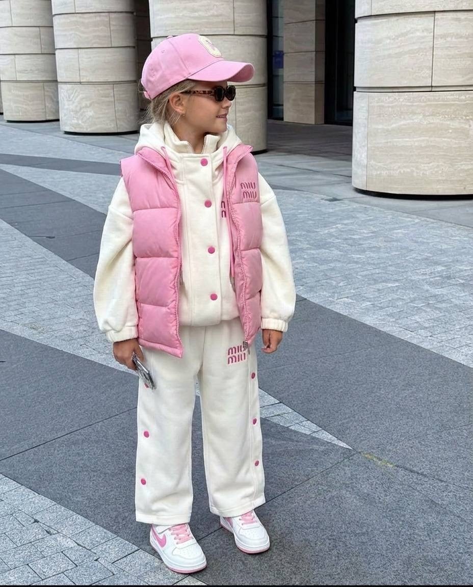 стильные дети,модные дети,спортивные костюмы для девочек,костюм для девочек,жилет для девочек