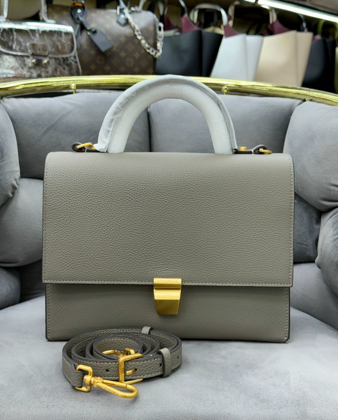 coccinelle сумка на плечо,сумка,женская сумка,сумка классическая,сумка модная