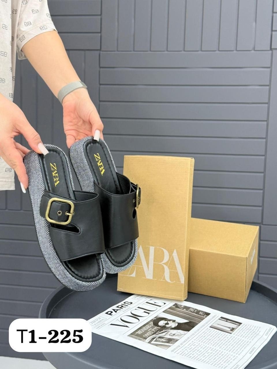 ,женские шлепанцы,стильные босоножки,модные сандалии,модные шлепанцы