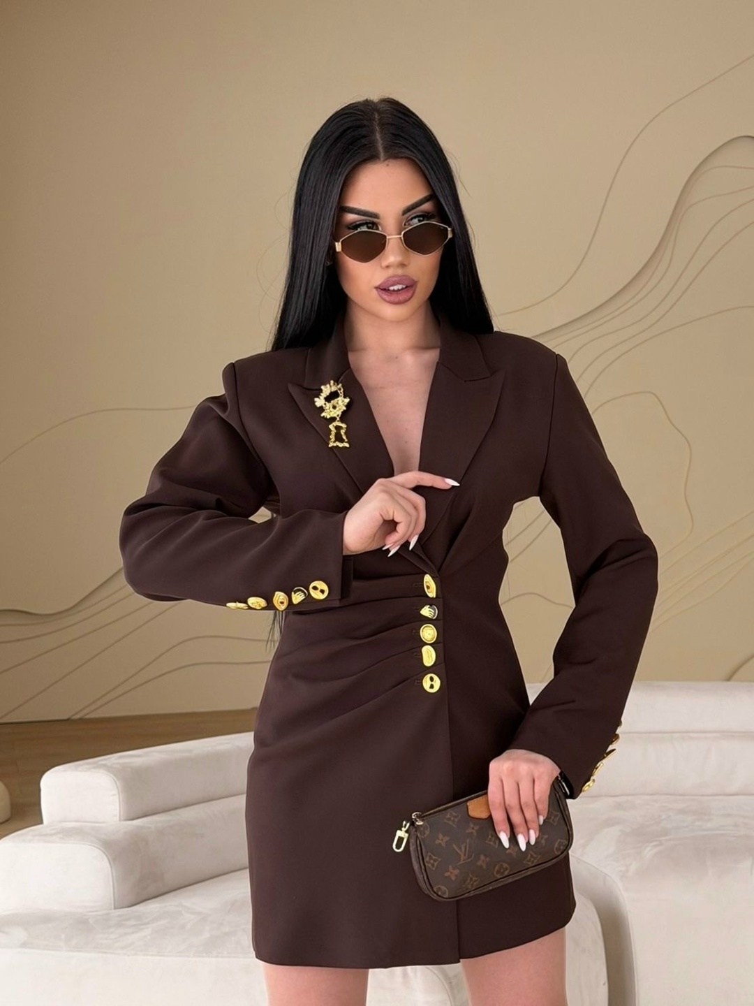 женское платье-пиджак balmain чёрного цвета,платье-пиджак,платье пиджак черное,платье черное балман пиджак бальман,платье пиджак с пуговицами