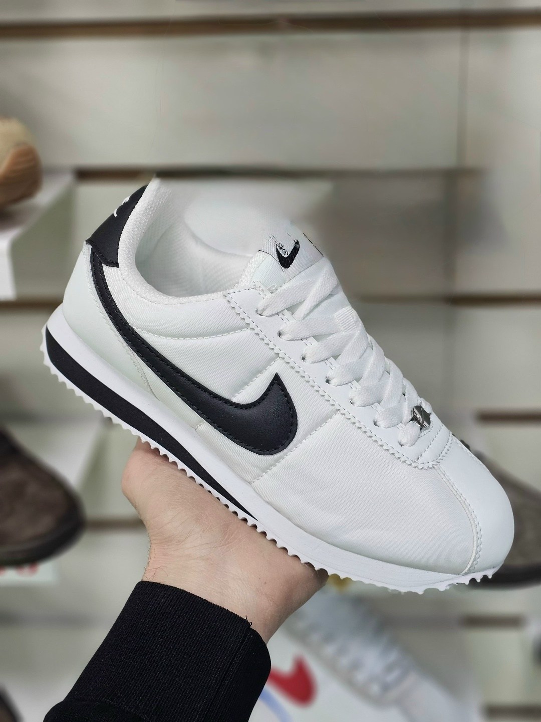 кроссовки nike classic cortez,кроссовки nike cortez мужские,nike cortez classic,nike cortez white black,кроссовки nike cortez