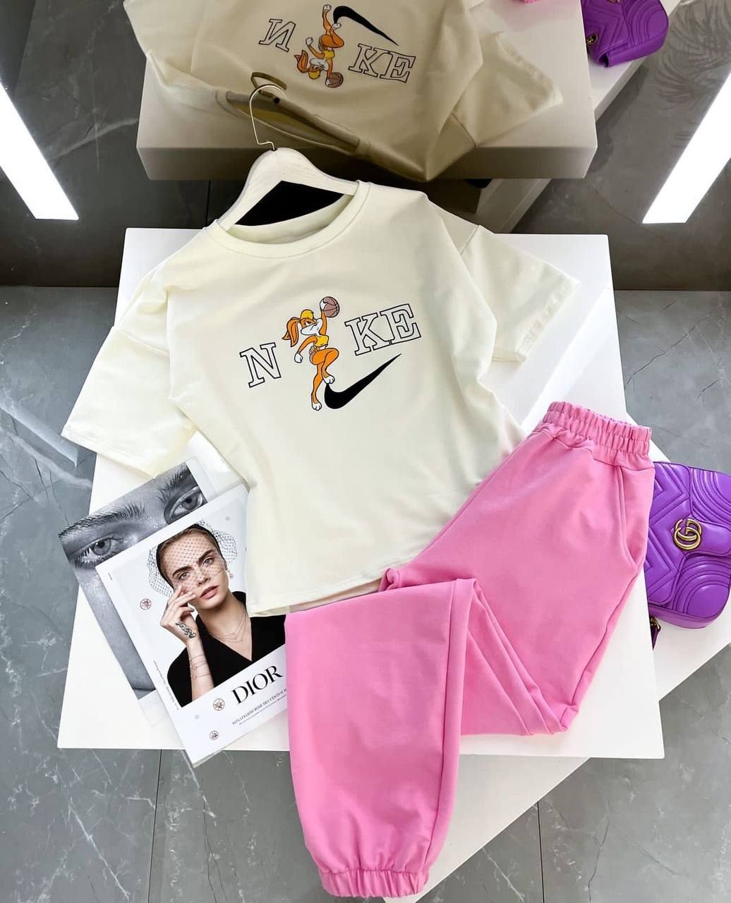 спортивный костюм оверсайз женский спортивный,спортивные костюмы женские,футболки оверсайз для девушек,стильные костюмы,костюм женский
