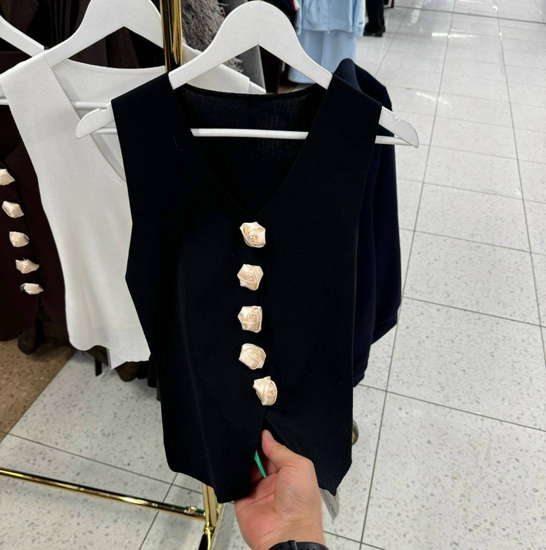 женские жилеты,однобортный жилет rosetta getty черный,жилет для женщин,жилет,вязаные жилеты