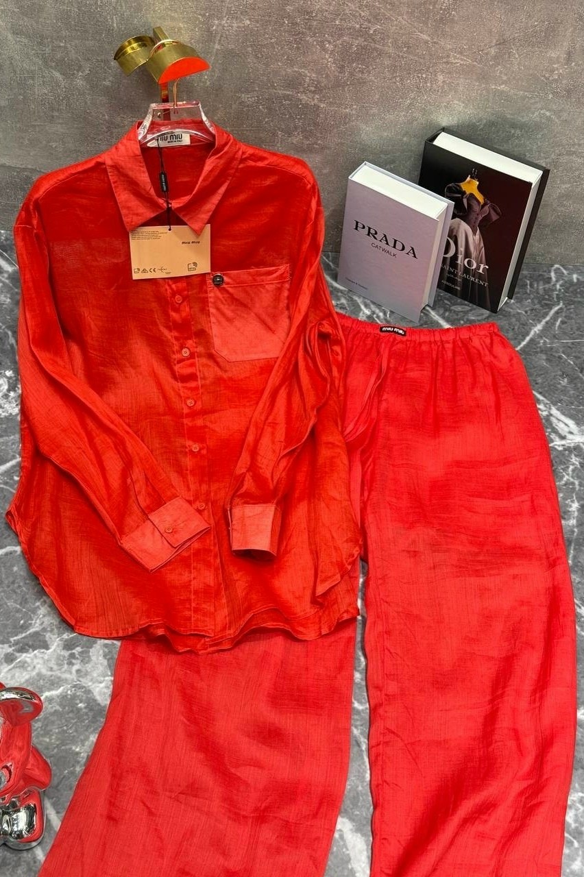 костюм женский брючный,костюмы женские,красный костюм,костюм,костюм женский тройка