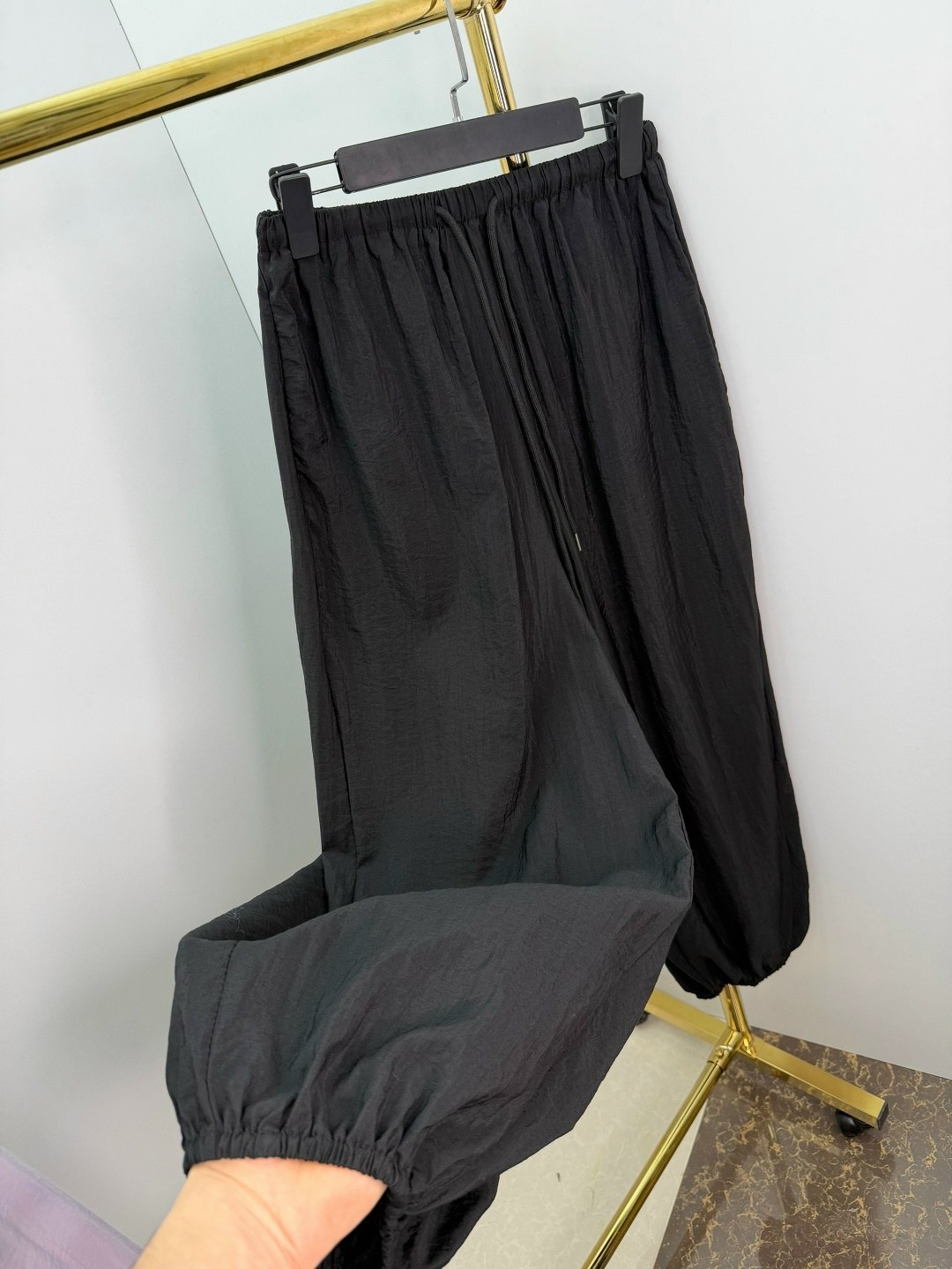 широкие брюки,брюки бохо валберис,штаны широкие,свободные брюки,брюки шаровары