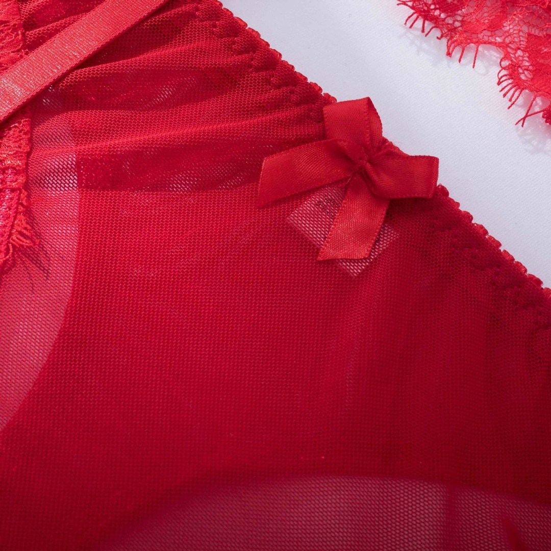 красивое женское нижнее белье,девушка,красивое красное женское белье,женское нижнее белье,эротическое белье