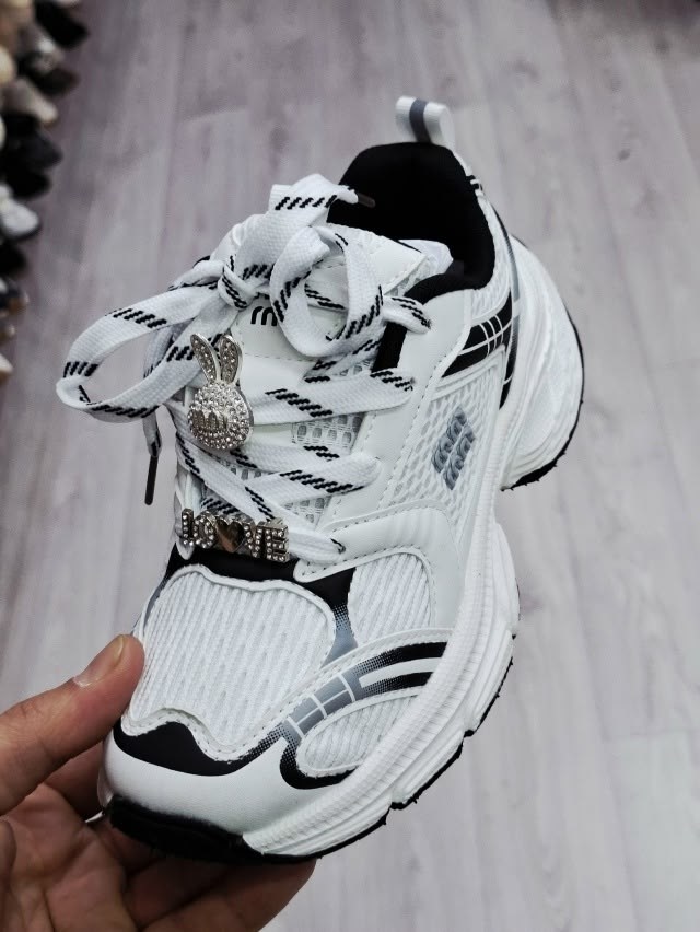 ,детские кроссовки,женские кроссовки,кроссовки закрытые,кроссовки баленcиaгa