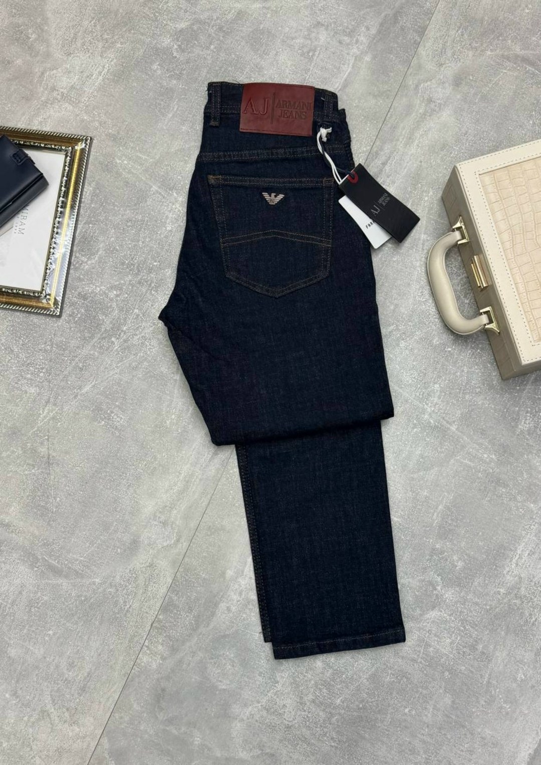 мужские джинсы,джинсы армани мужские,джинсы armani jeans мужские,джинсы для мужчин,джинсы армани