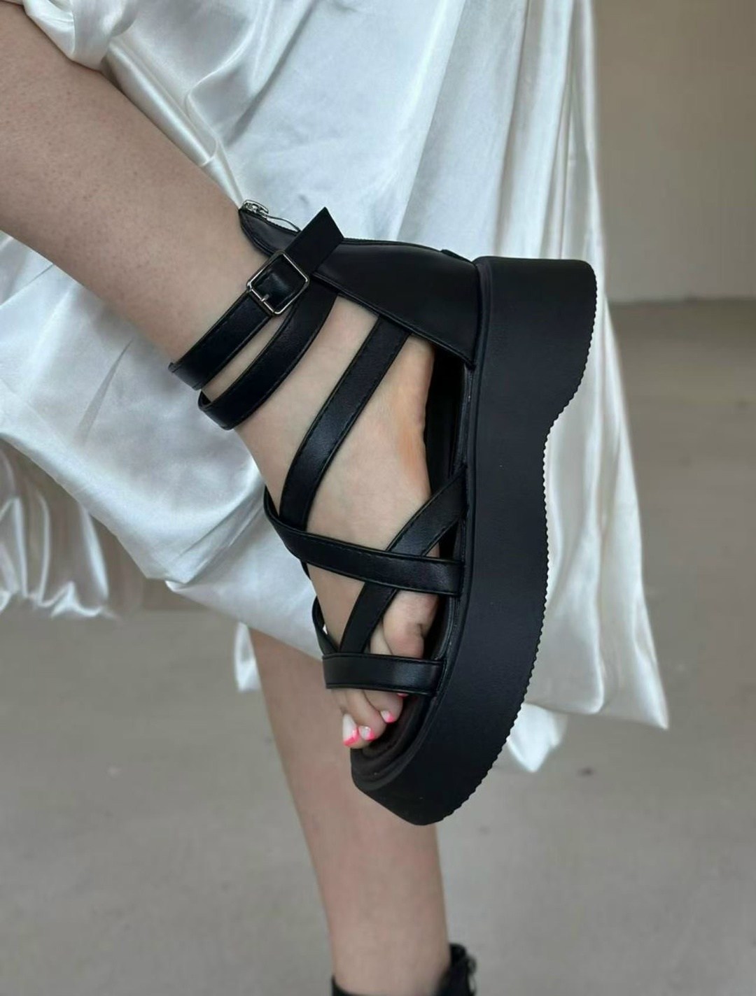 женские босоножки,босоножки эко,,босоножки сандалии на танкетке,босоножки модные