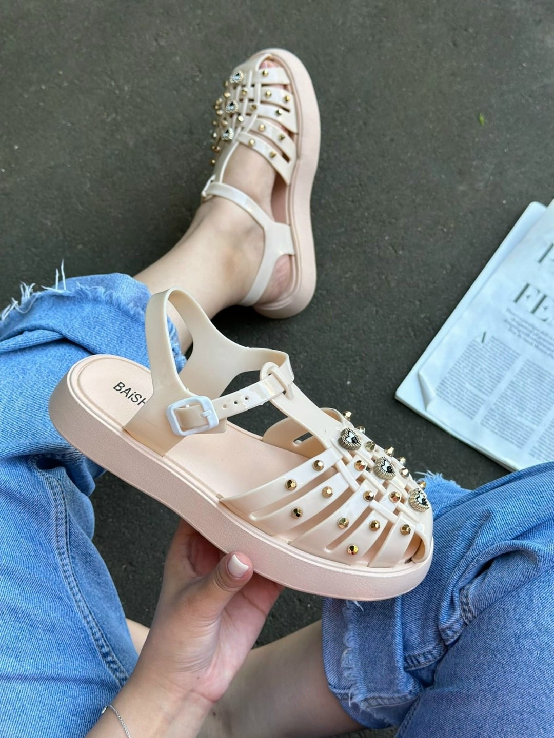 ,женские сандалии,босоножки на платформе,сандалии,босоножки лаковые