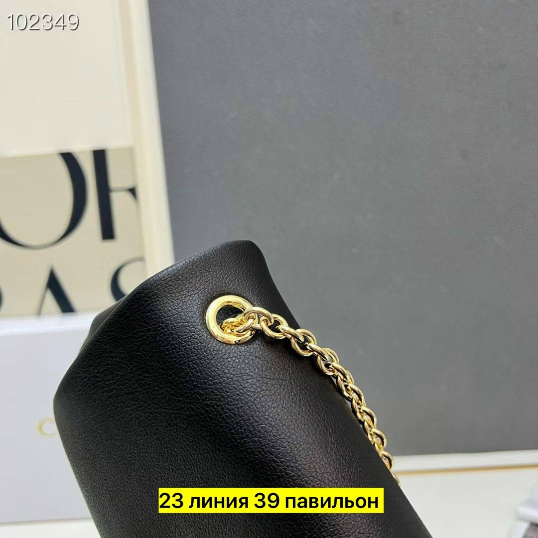 сумка,сумка женская модная,сумка с цепочкой,мягкая сумка на цепочке,сумка женская