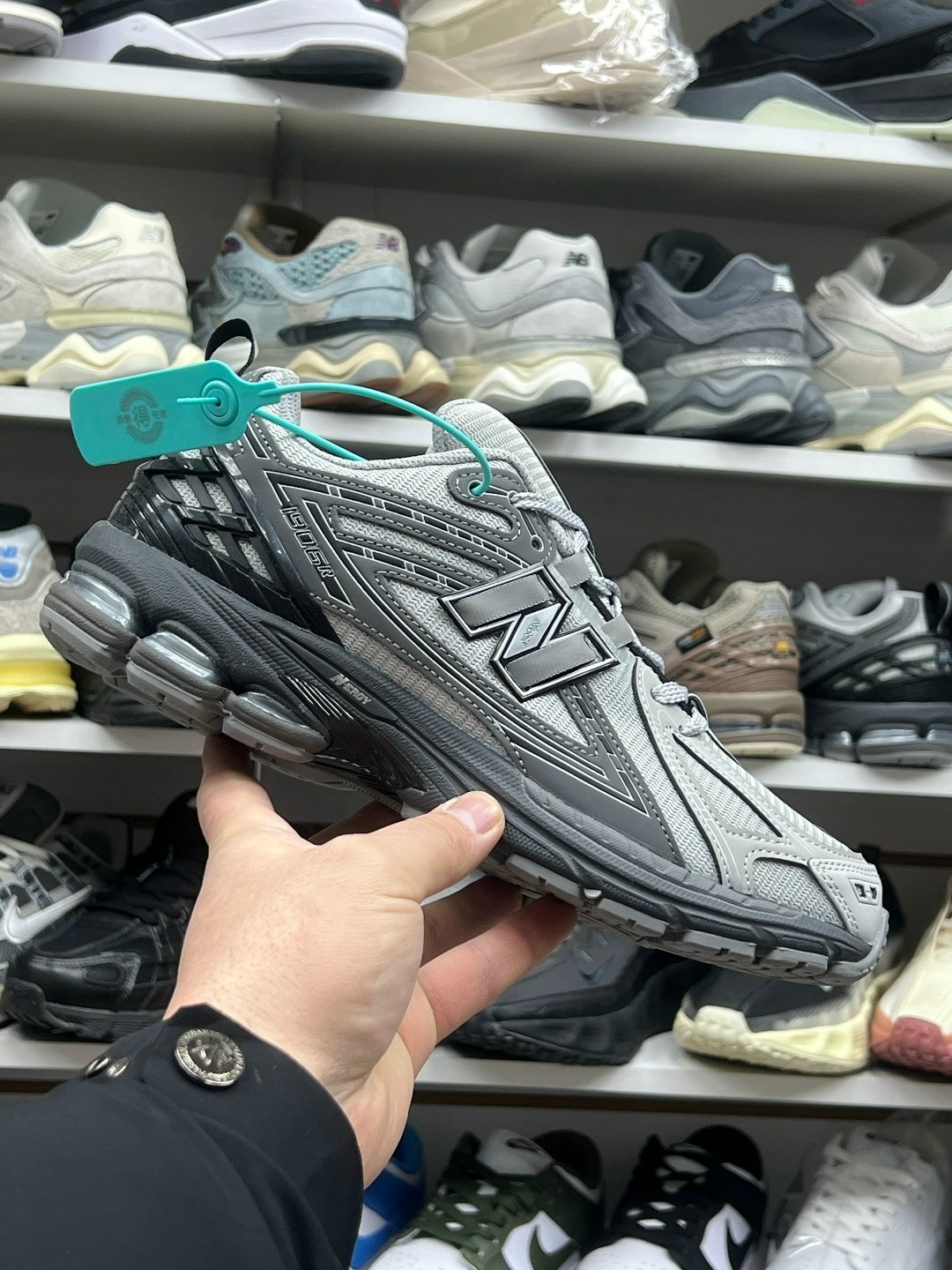 кроссовки new balance 1906,кроссовки new balance,кроссовки new balance 1906 r,кроссовки мужские new balance 1906 r,темно-серебристые кроссовки new balance 1906