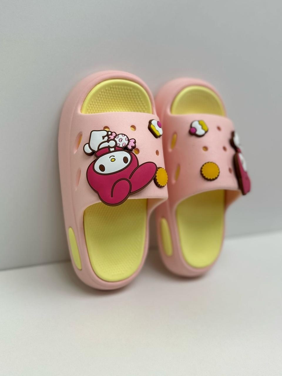 детские шлепанцы,тапочки sanrio,сандалии sanrio,летние тапочки,тапочки для девочек