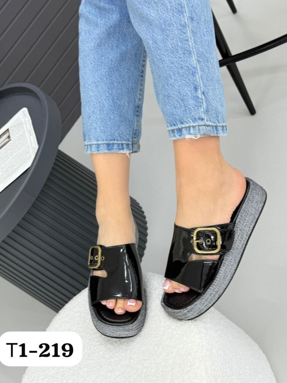 ,женские шлепанцы,стильные босоножки,модные сандалии,модные шлепанцы