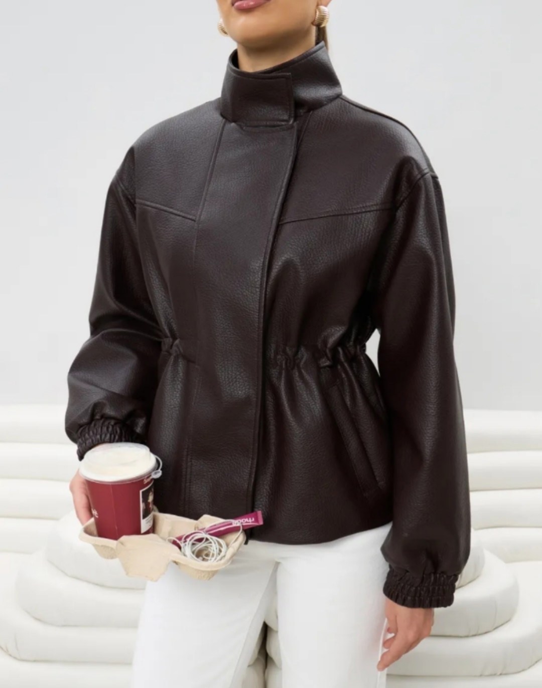 куртка кожаная,куртка бомбер,женская кожаная куртка,женская куртка из искусственной кожи,куртка-бомбер свободного кроя topshop из искусственной кожи коричневого цвета