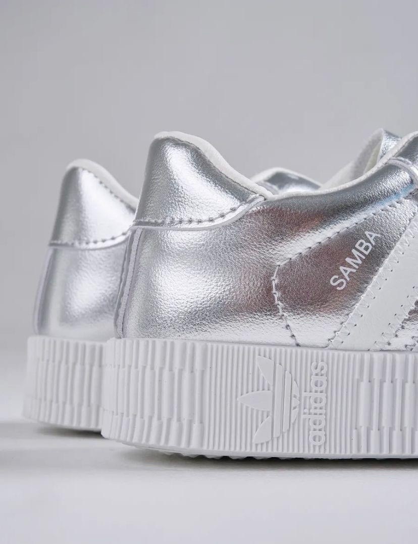 серебряные кроссовки адидас,adidas originals sambarose,кроссовки adidas,,adidas originals samba