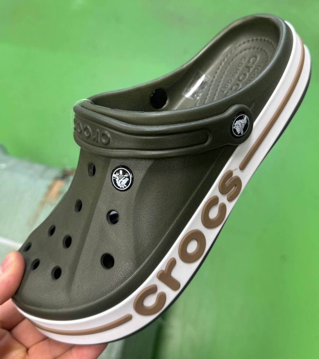 сабо crocs,crocs мужские,кроксы мужские,crocs сабо мужские,сабо кроксы crocs sarah clog crocs цвет светло-коричневый, белый