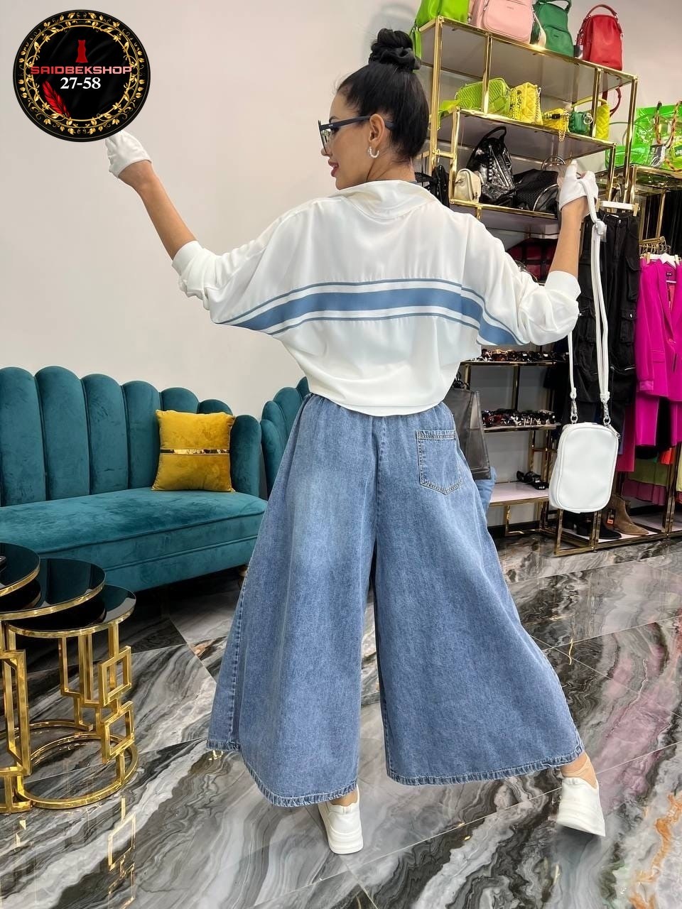 женские широкие джинсы,широкие джинсы,одежда джинсы,модные джинсы,джинсовые широкие брюки