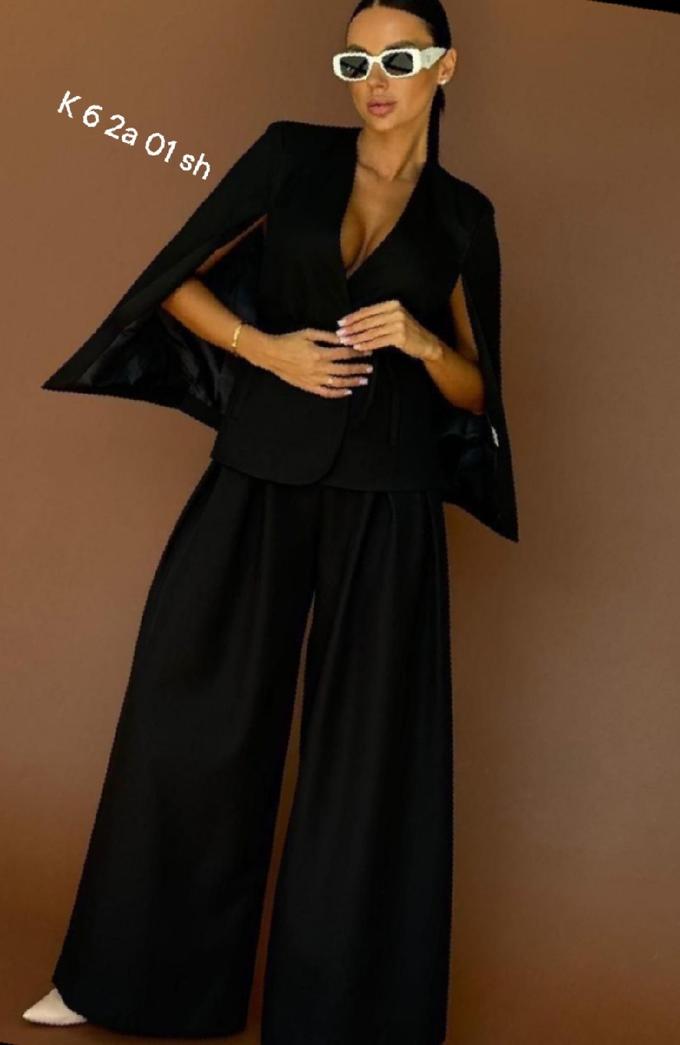 женский брючный костюм,костюм классический,женский костюм,костюм женский с брюками палаццо,костюм брючной