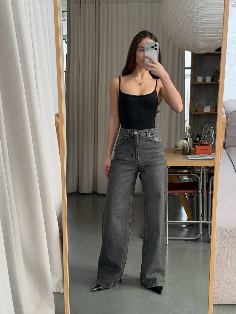 широкие джинсы,серые джинсы широкие,джинсы,джинсы женские широкие,джинсы клёш