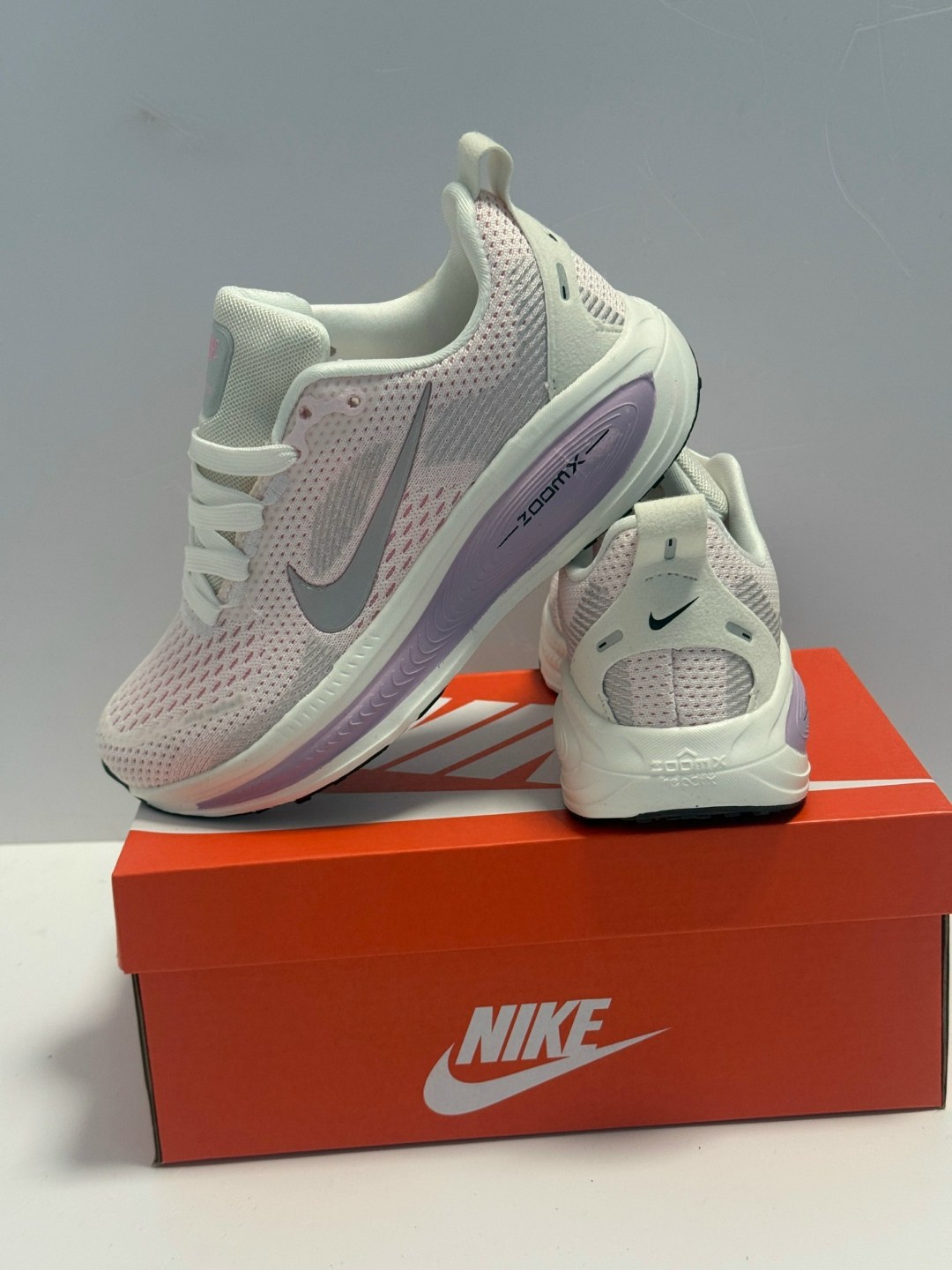 кроссовки беговые женские,женские кроссовки nike,кроссовки nike,спортивная ,nike running shoes