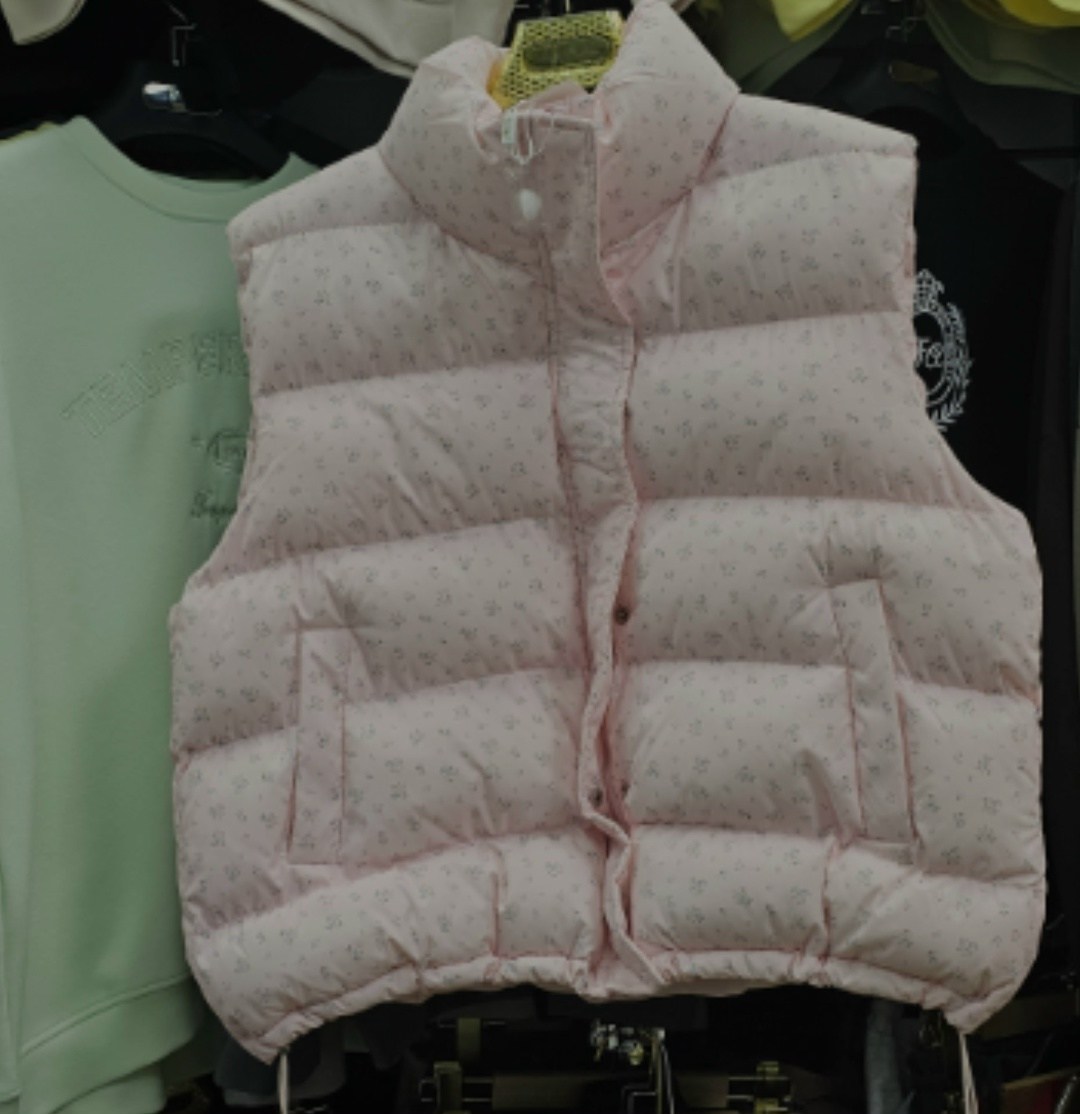 розовый жилет,теплый жилет,жилетка для девочки,жилет женский,жилет двусторонний