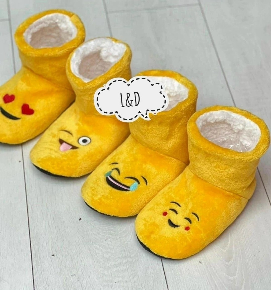 домашние тапочки,женские домашние тапочки,,домашние тапочки сапожки,тапочки детские домашние на ногах