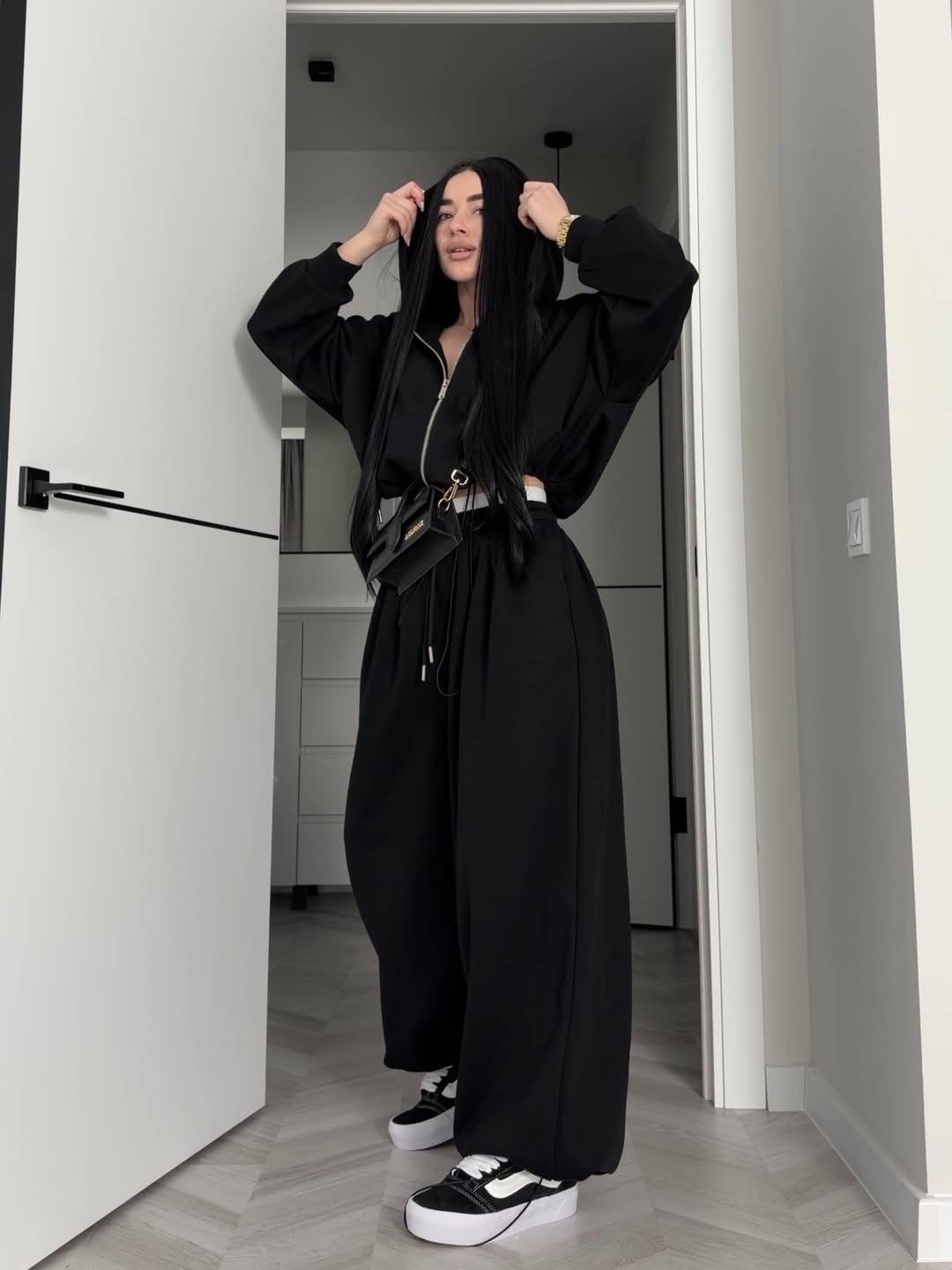 спортивный костюм оверсайз voi-fashion,костюм оверсайз,широкие брюки,костюм двойка женский