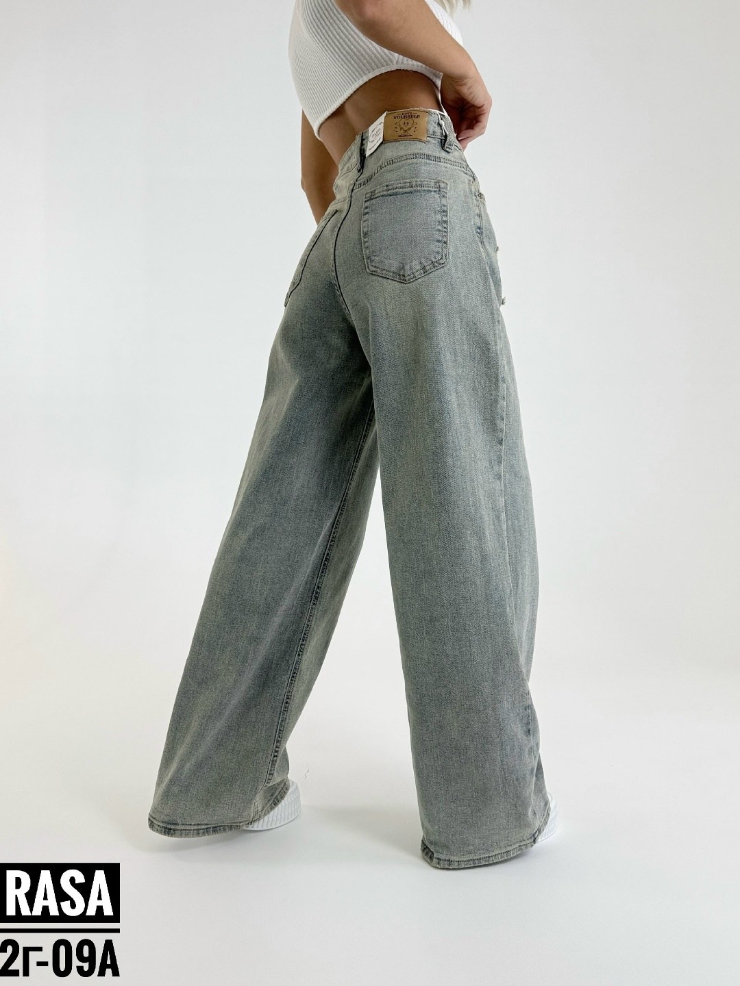 джинсы широкие,джинсы 18206 широкие с синим карманом сзади loloblues,женские джинсы широкие,штаны джинсы,джинсы