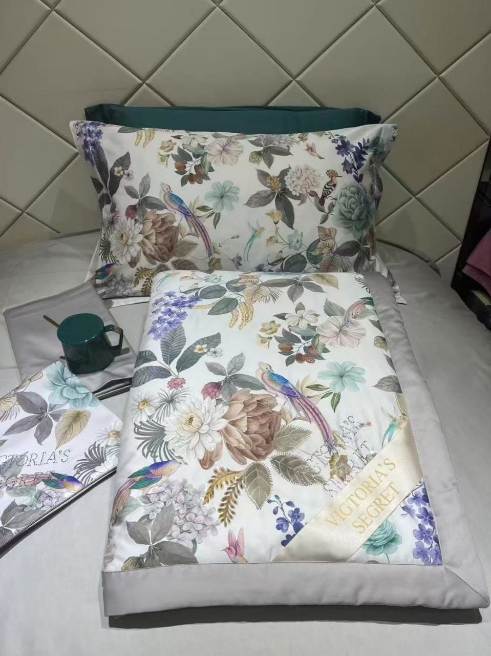 комплект постельного белья с одеялом,комплект постельного белья,комплект постельного белья blumarine,комплект постельного белья blumarine мако-сатин евро наволочки 50x70,victoria's secret комплект пос