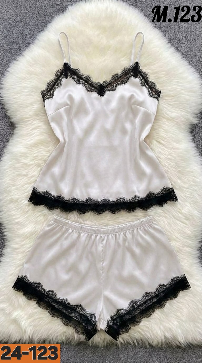 женская пижама,пижама женская комплект,атласная пижама женская с шортами,пижама розовая,пижама женская с шортами шелковая