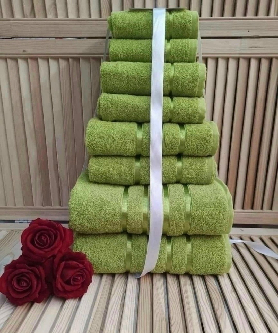 комплект из восьми полотенец,комплект махровых полотенец,набор полотенец,комплект полотенец,полотенца