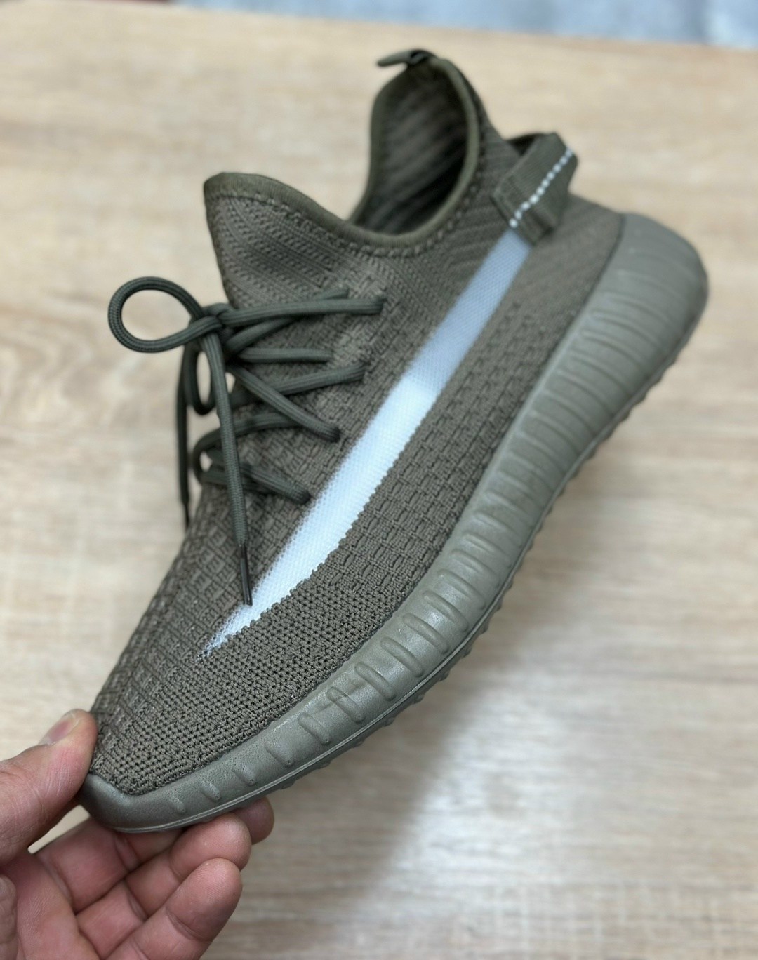 кроссовки мужские yeezy boost 350,адидас изи буст 350 в2,,кроссовки изи,изики кроссовки