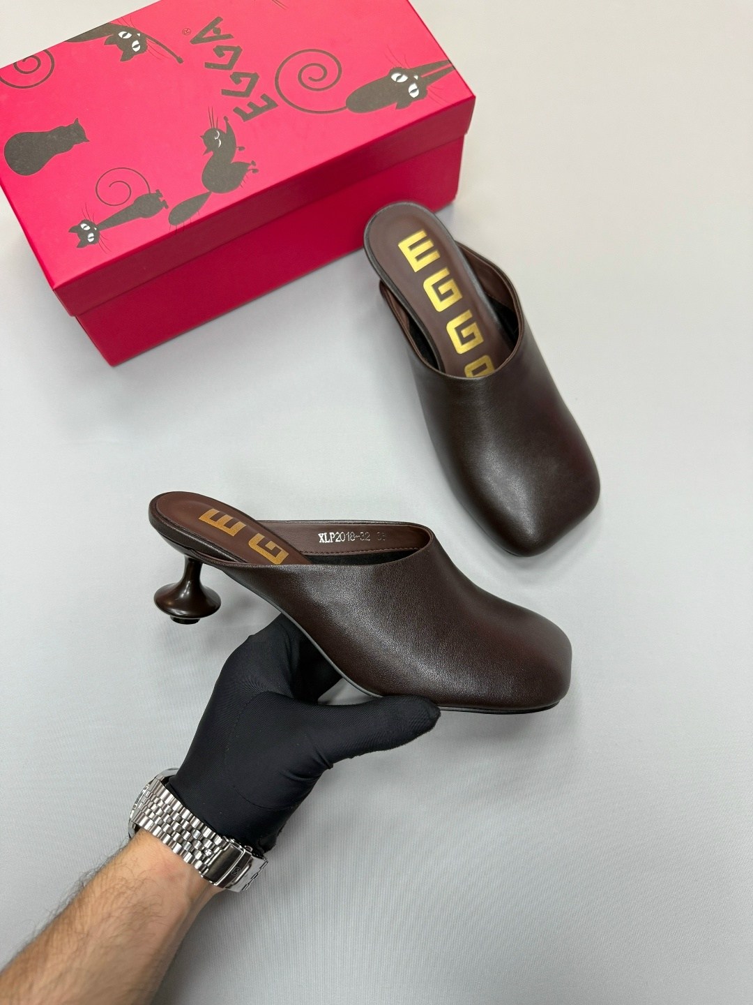 ,женская ,туфли фенди,обуви,женские мюли