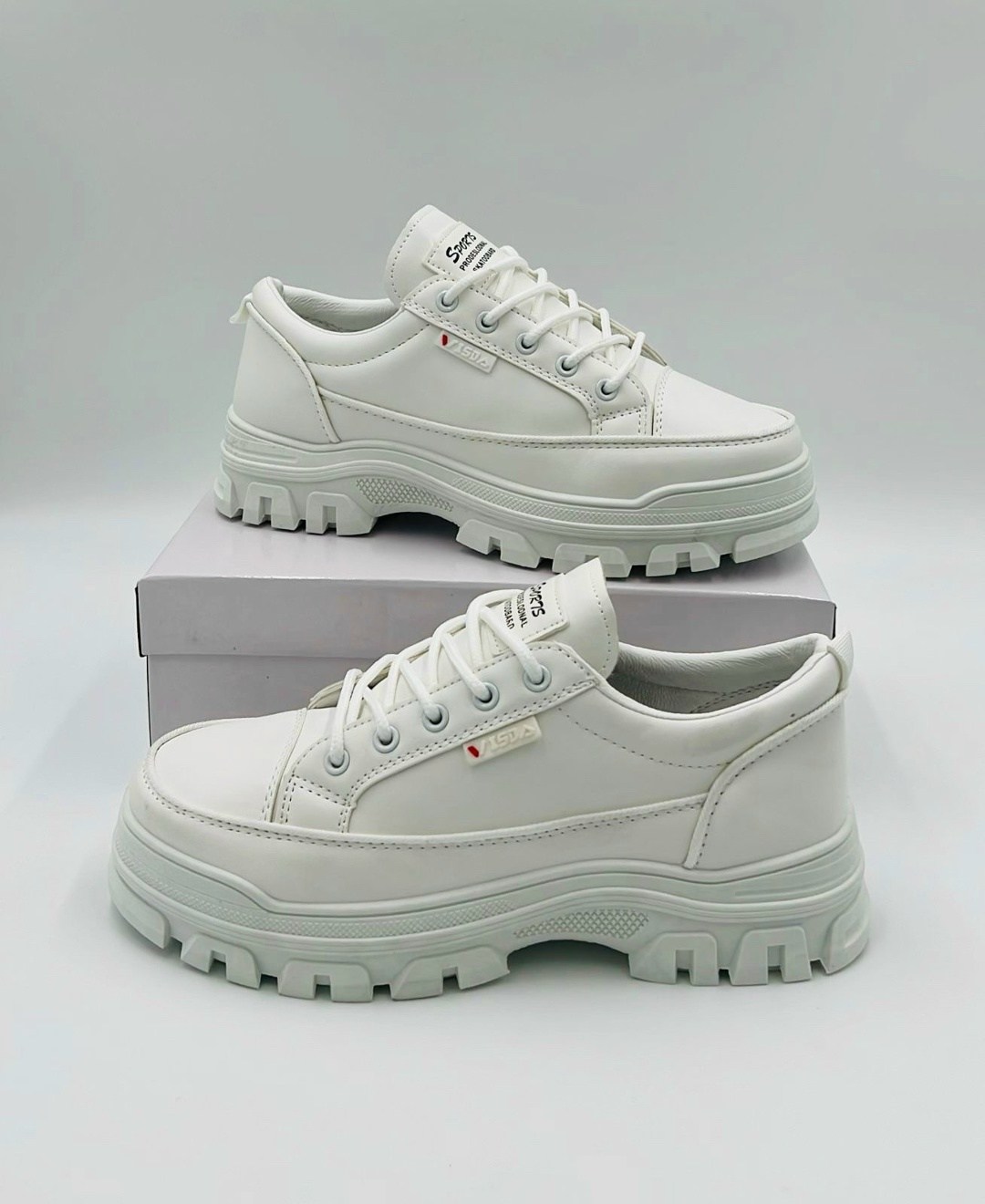 ,кроссовки женскиe,женская ,белые женские кроссовки,кроссовки белая