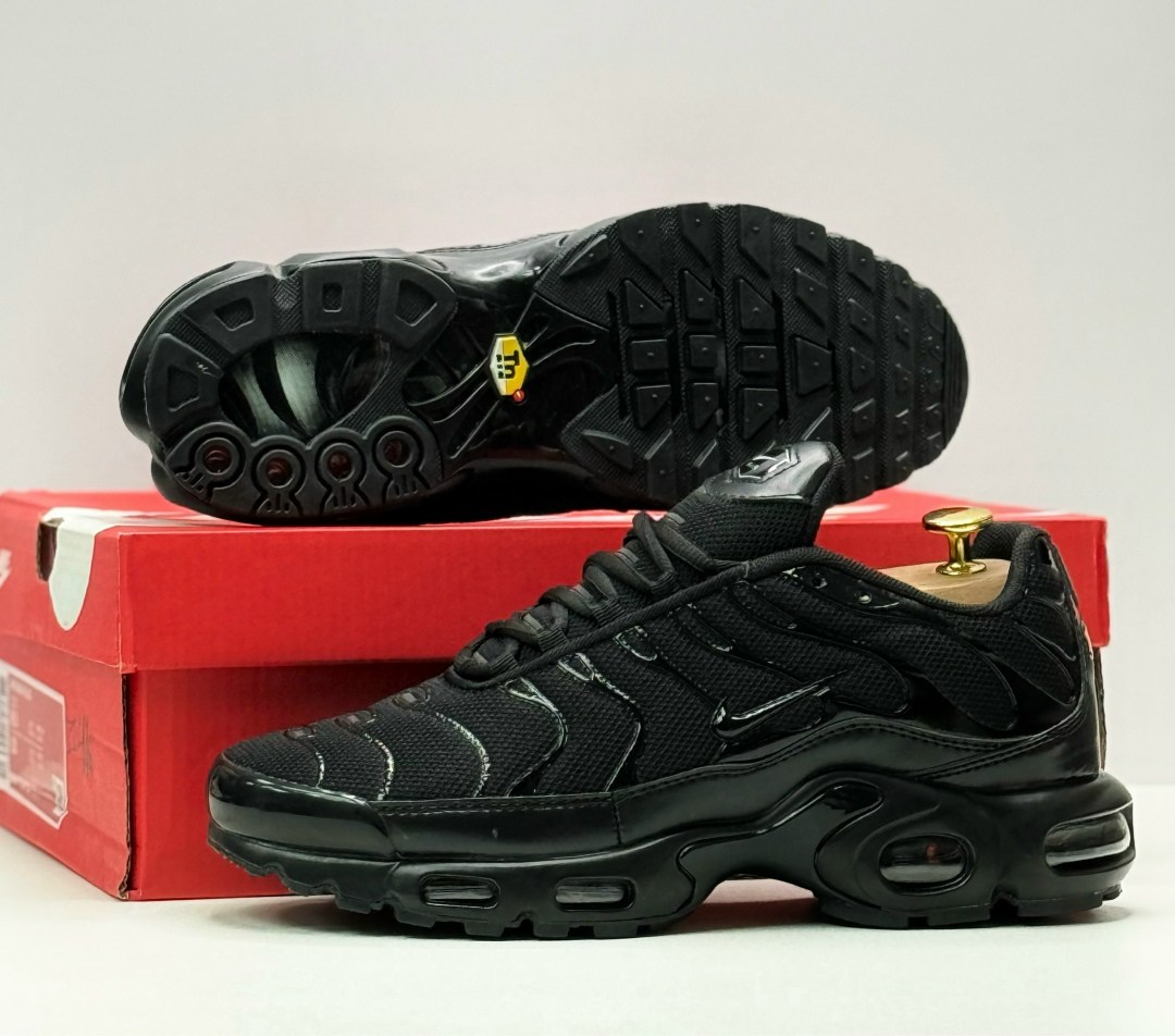 nike air max plus tn black,кроссовки nike air max tn plus,кроссовки nike air max tn plus мужские,кроссовки nike air max plus,nike air max plus tn