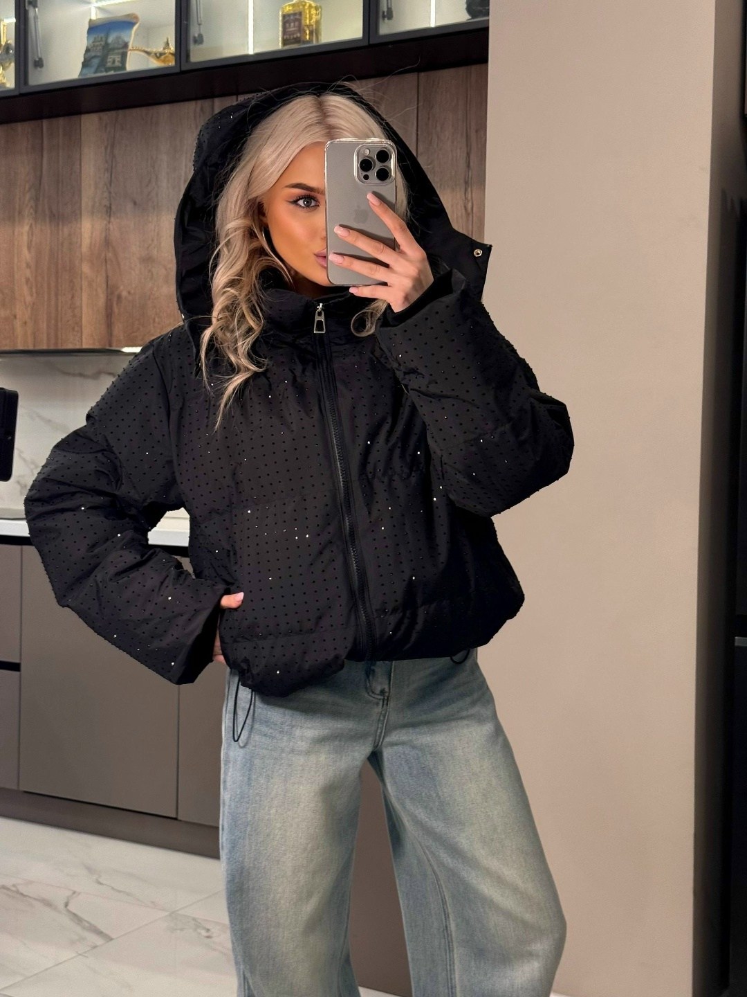 стильная куртка,куртка,женская куртка,демисезонная куртка,куртка зимняя короткий пуховик со стразами lizuntas brand