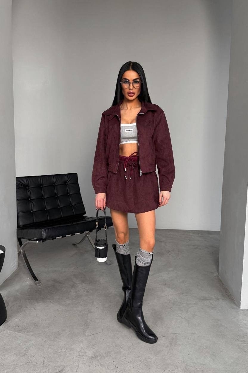 костюм с юбкой,женские костюмы с юбкой,костюм юбка и пиджак,костюм из микровельвета,вельветовый костюм с юбкой