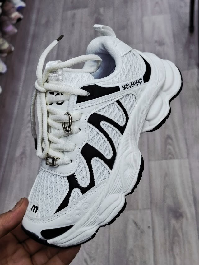 кроссовки balenciaga,кроссовки 3xl balenciaga черный,женские кроссовки в стиле balenciaga 3xl,женские кроссовки balenciaga 3xl black white premium,