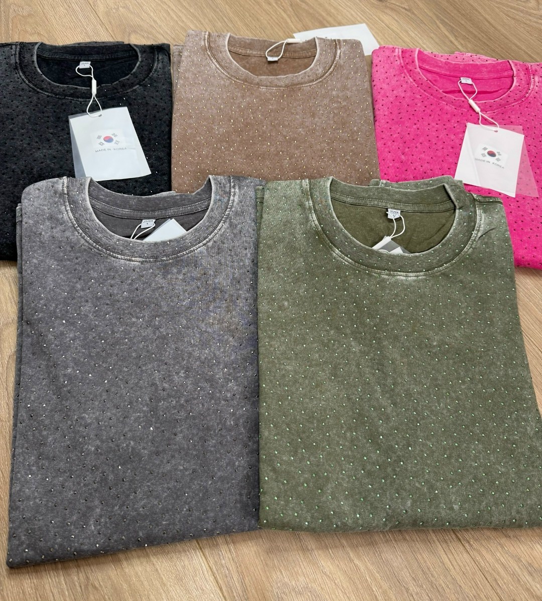 футболка оверсайз со стразам,футболка женская оверсайз со стразами,футболка оверсайз удлиненная со стразами tosha,удлиненная футболка туника oversize со стразами adelelove,футболки женская