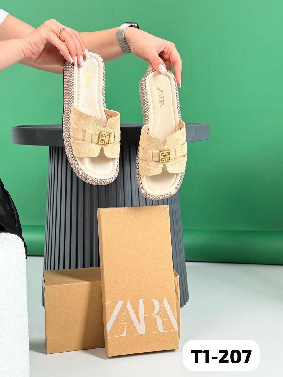 шлепки фенди женские оригинал,шлепанцы fendi,шлепки фенди,шлепанцы женские,шлепки женские