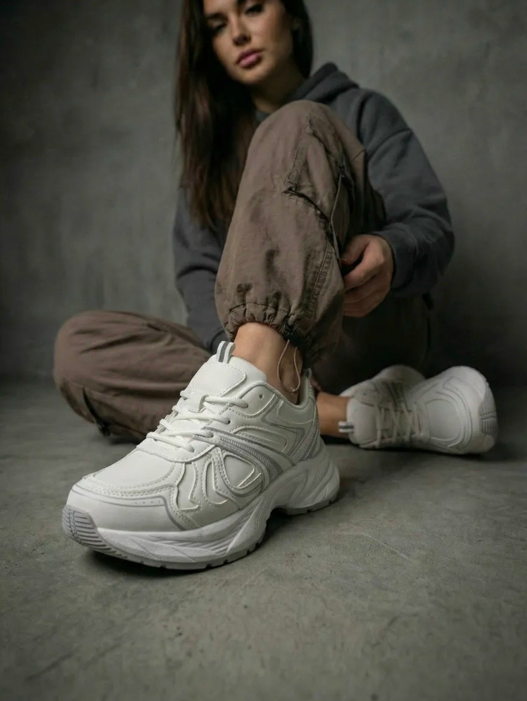 кроссовки,кроссовки женские,широкие кроссовки,кроссовки модные,белые кроссовки